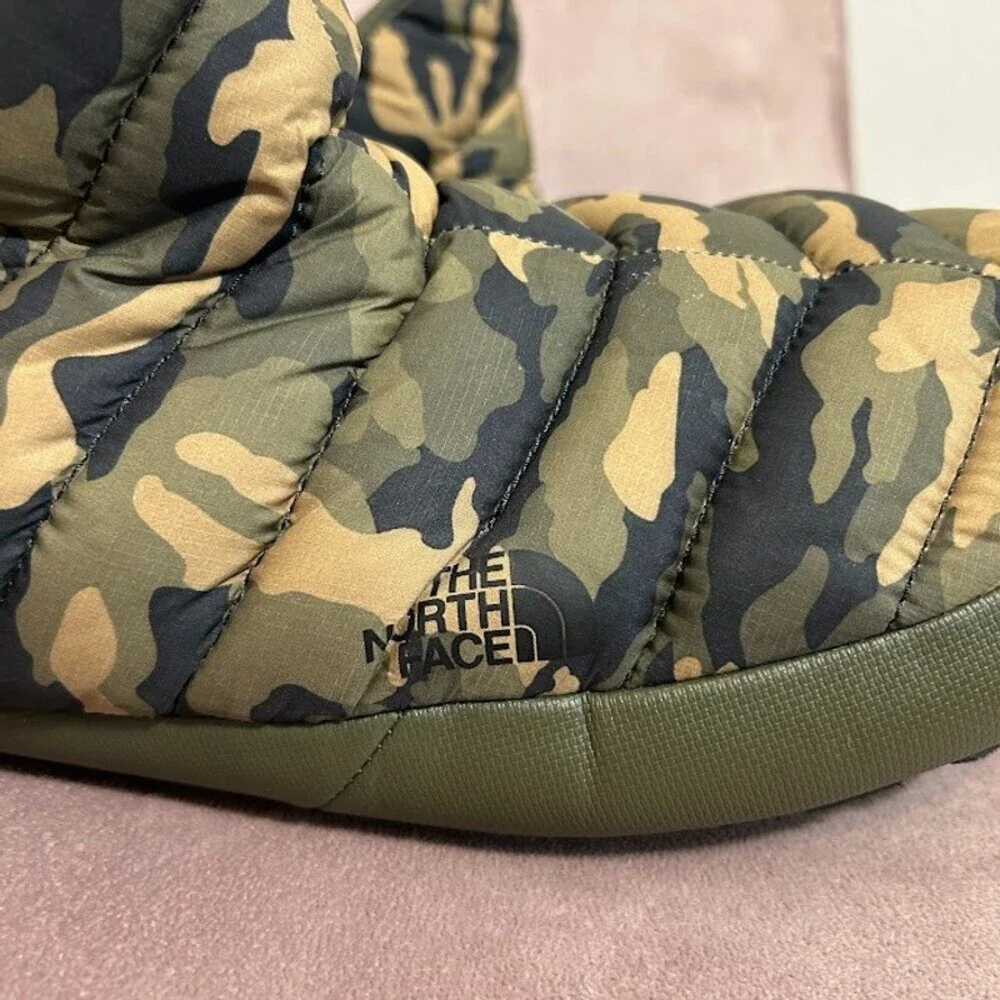 The North Face Thermoball Traction Booties Mens 13 Camouflage Slippers Puffer